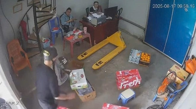 Đối tượng bị bắt sau khi cầm dao xông vào nhà chém 3 người bị thương ở Hải Phòng